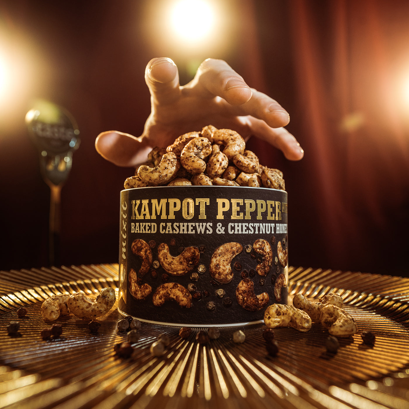 Mixit 3+1 – roasted nuts with honey and Kampot  pepper 